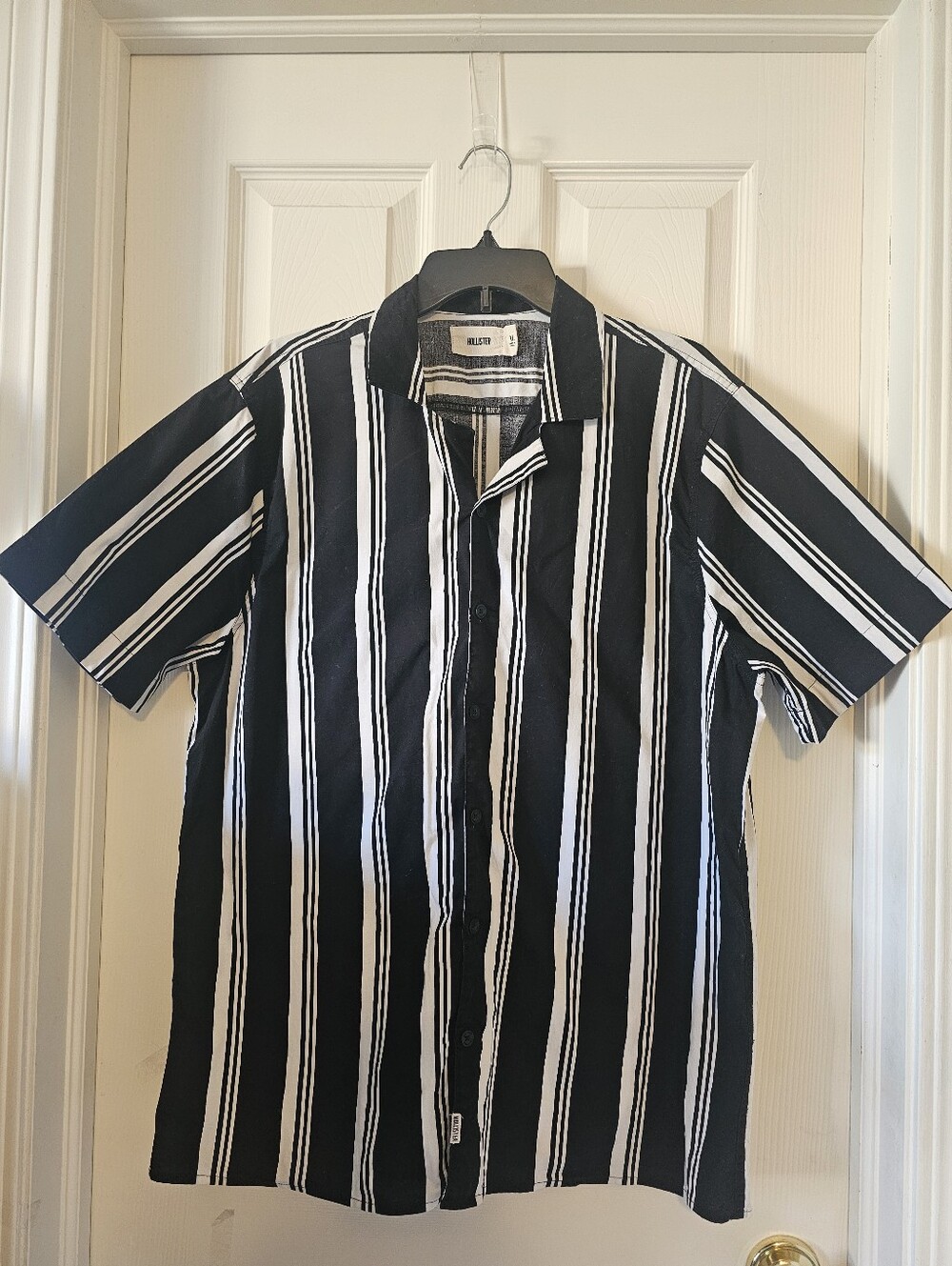 NEW! HOLLISTER Mns Short Sleeve Vertical Stripe Camp Shirt Casual Buttom-Down XL
